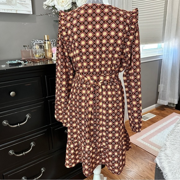 Draper James Geometric Floral Long Sleeve Wrap Dress | NWT Size Large - Picture 9 of 16